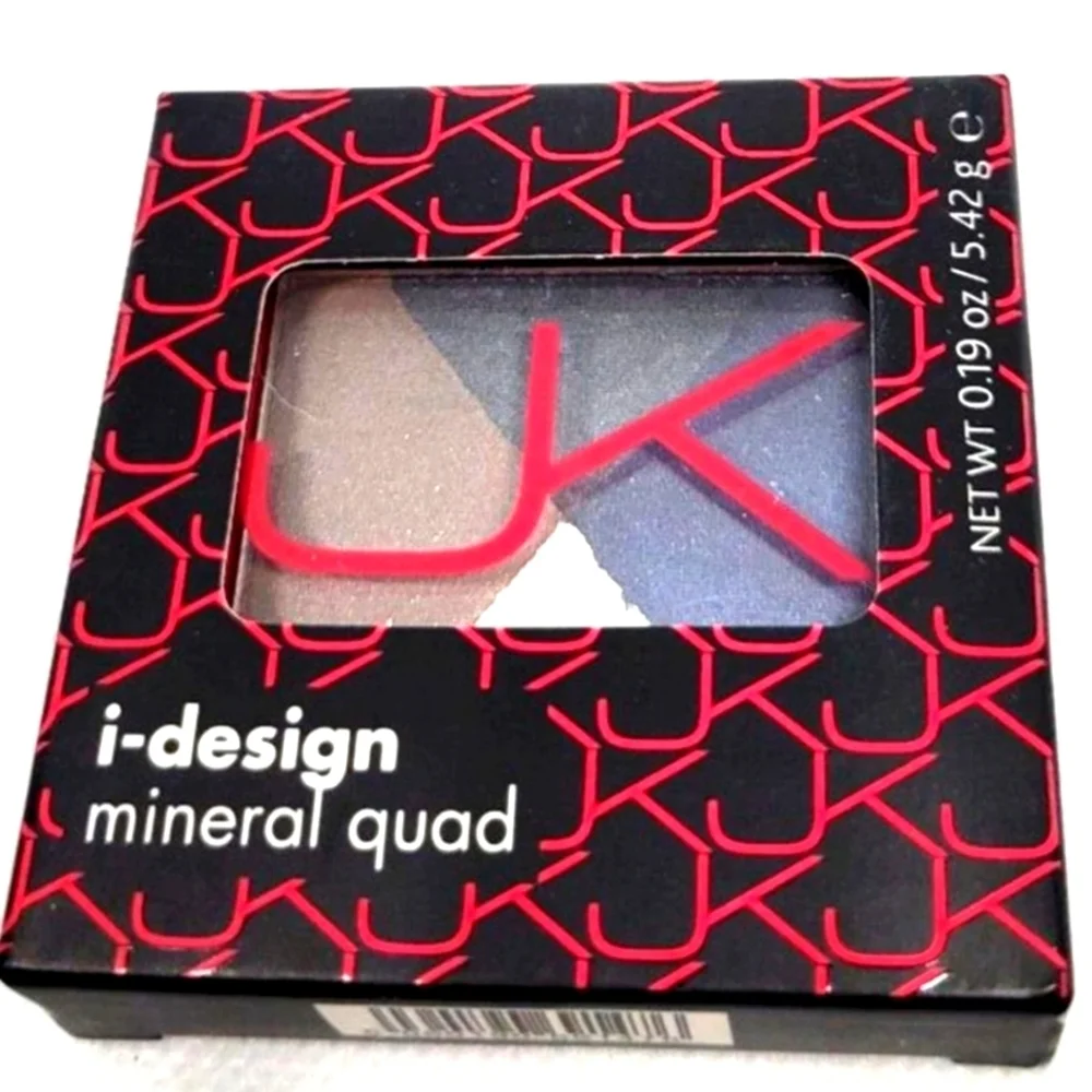 i-design Mineral Formula Quad Eyeshadow Palette Long-Lasting Wear Smooth Apply